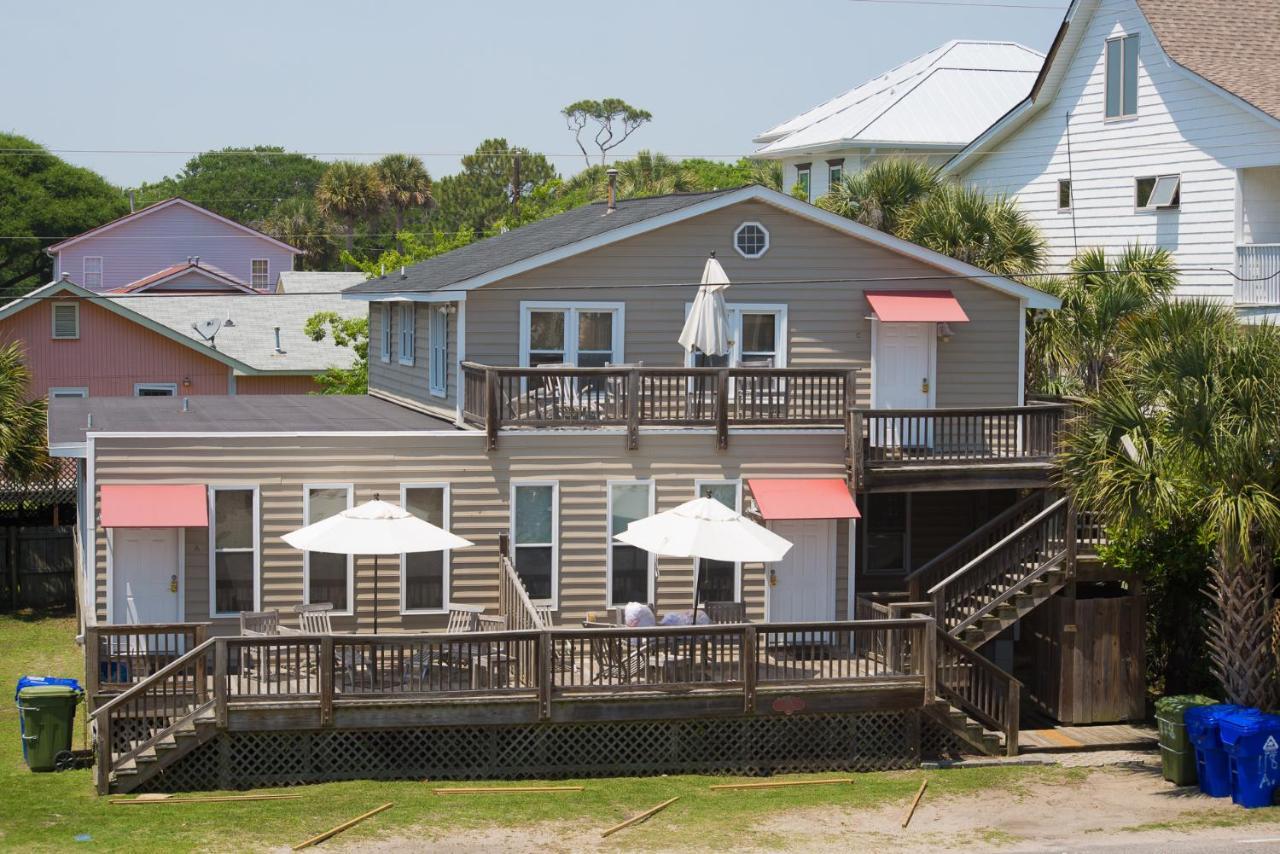 Salty Shack Unit C - Salty Shack - Dog Friendly Home - Across From The Beach - Central Location! Folly Beach Extérieur photo