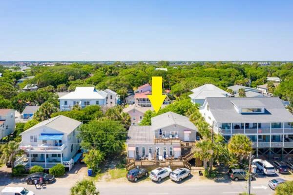 Salty Shack Unit C - Salty Shack - Dog Friendly Home - Across From The Beach - Central Location! Folly Beach Extérieur photo