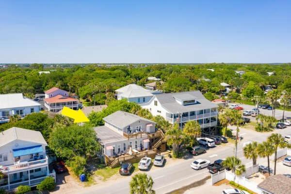 Salty Shack Unit C - Salty Shack - Dog Friendly Home - Across From The Beach - Central Location! Folly Beach Extérieur photo