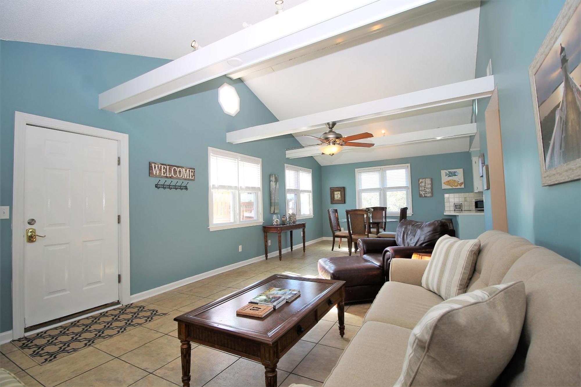 Salty Shack Unit C - Salty Shack - Dog Friendly Home - Across From The Beach - Central Location! Folly Beach Chambre photo